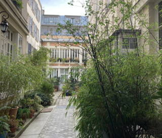 Bureau privé 17 m² 3 postes Coworking Rue du Faubourg Saint-Martin Paris 75010 - photo 3